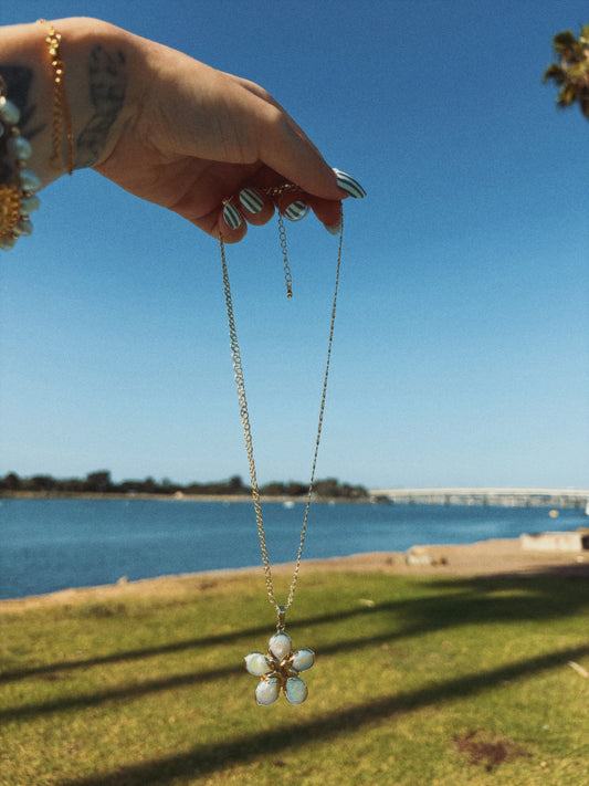 Daisy Necklace